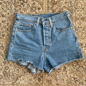 Levi’s 501 shorts